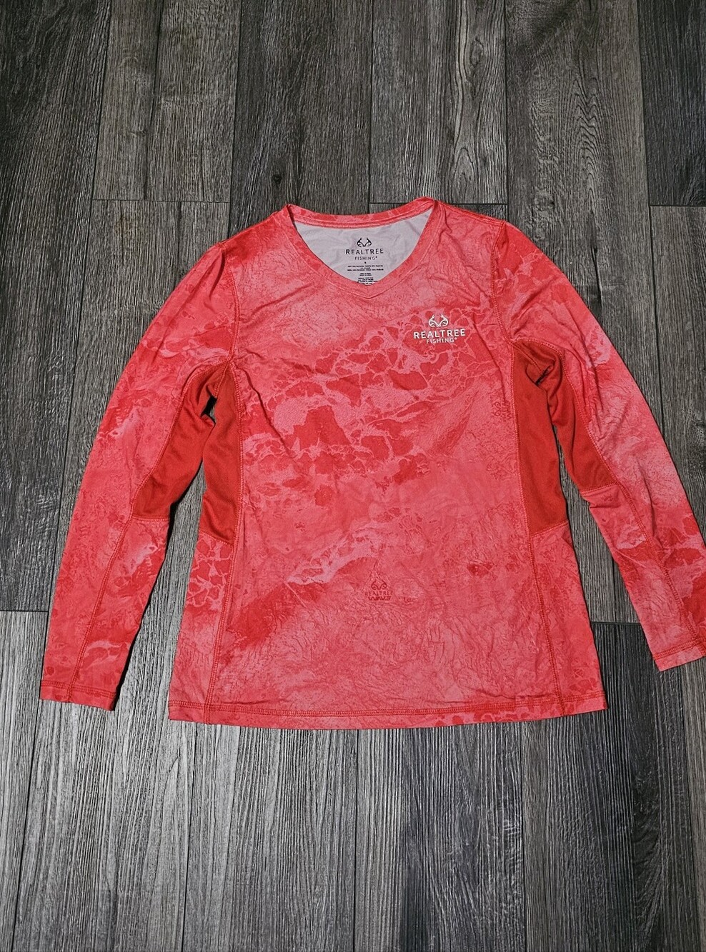 Realtree Fishing Long sleeve tech shirt coral camo womens